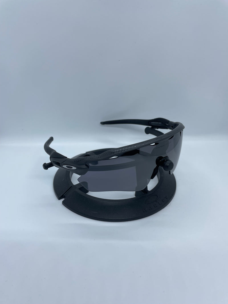 Oakley Radar EV Polarised High Resolution Carbon Frame 0009208