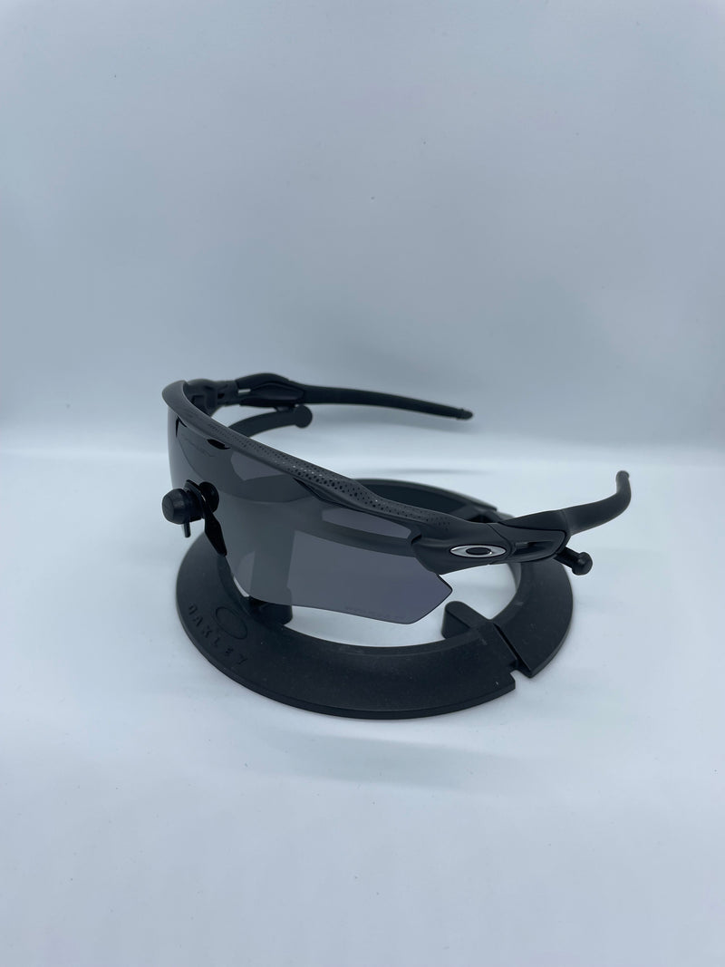 Oakley Radar EV Polarised High Resolution Carbon Frame 0009208